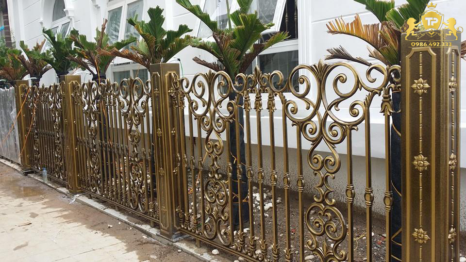 Hàng rào nhôm đúc mẫu HR -020